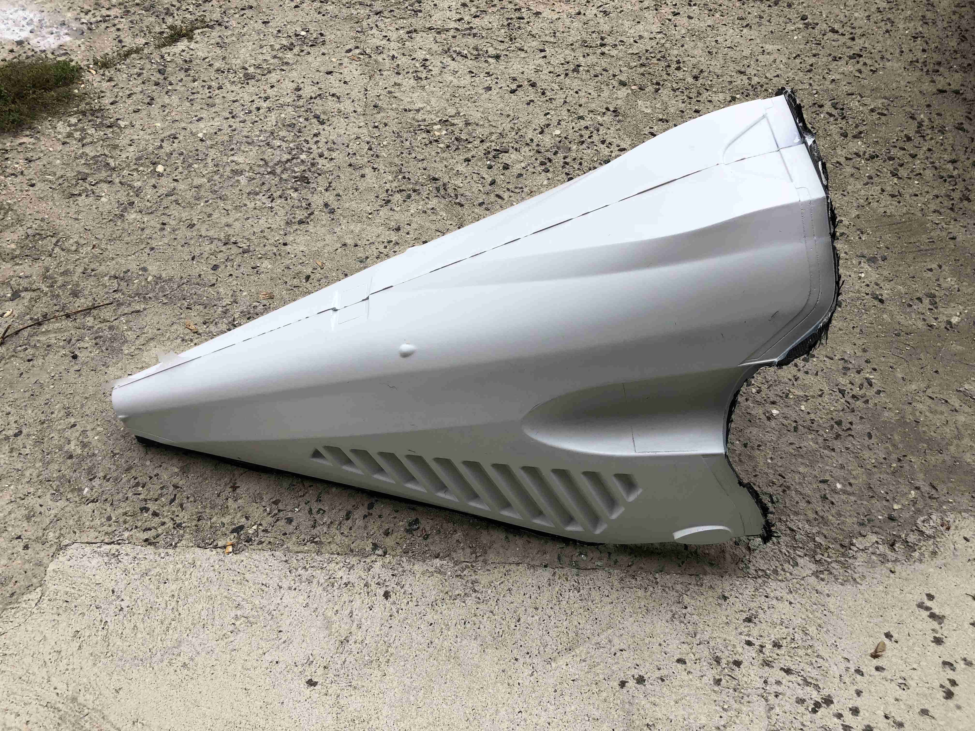 Výroba karbonové kapotáže na víceúčelový dron vrtulníku