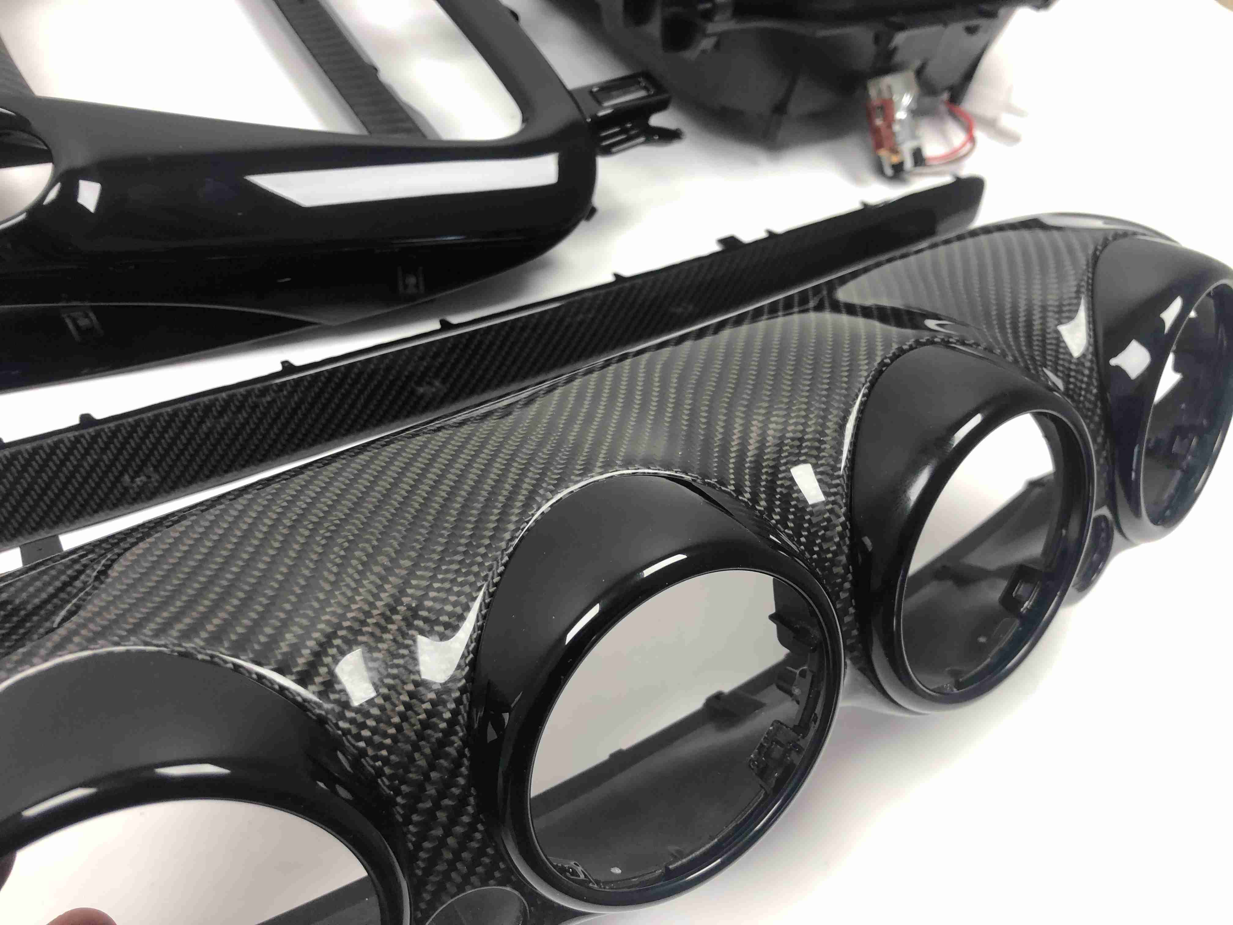 Mercedes Benz GT R AMG carbon interier