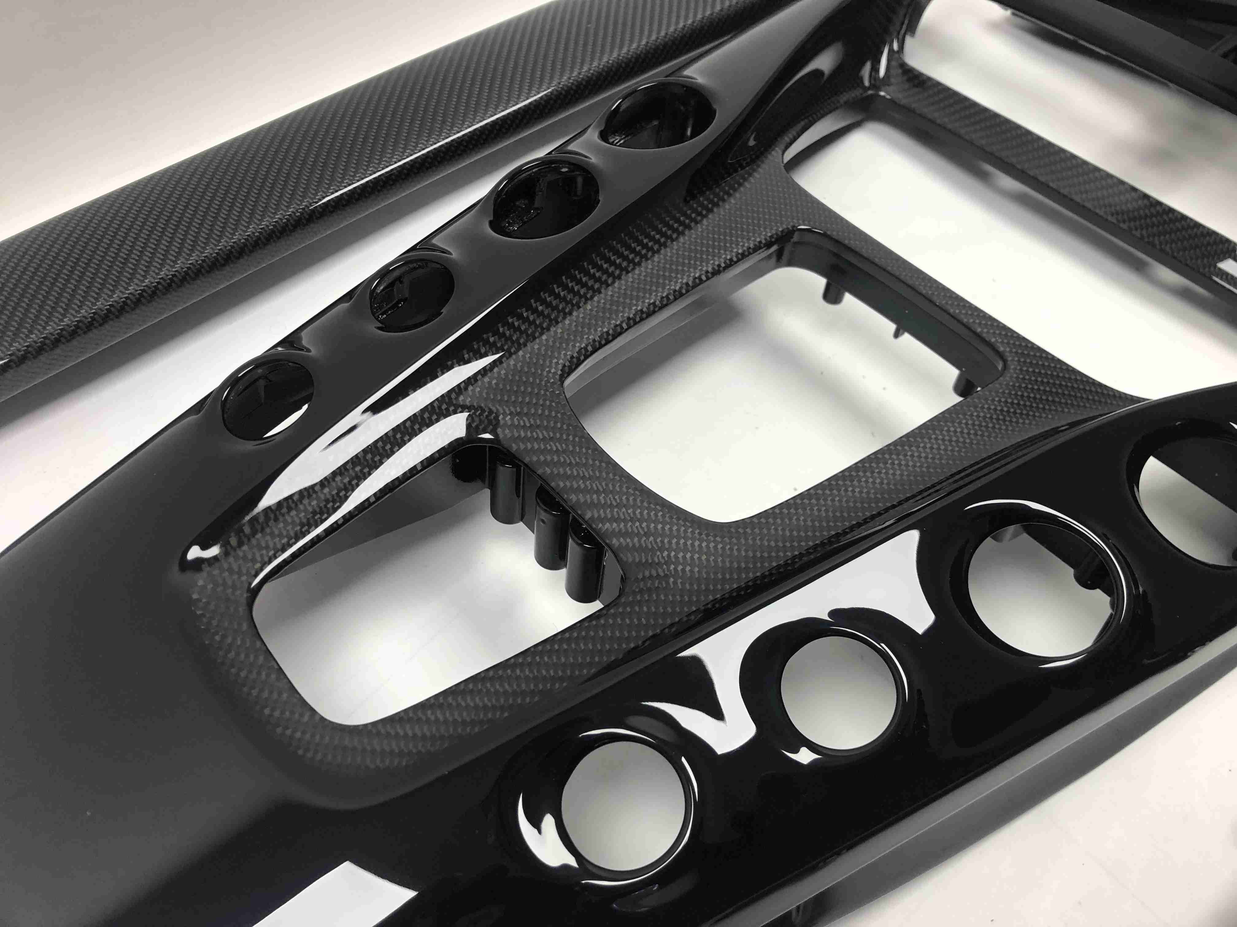 Mercedes Benz GT R AMG carbon interier