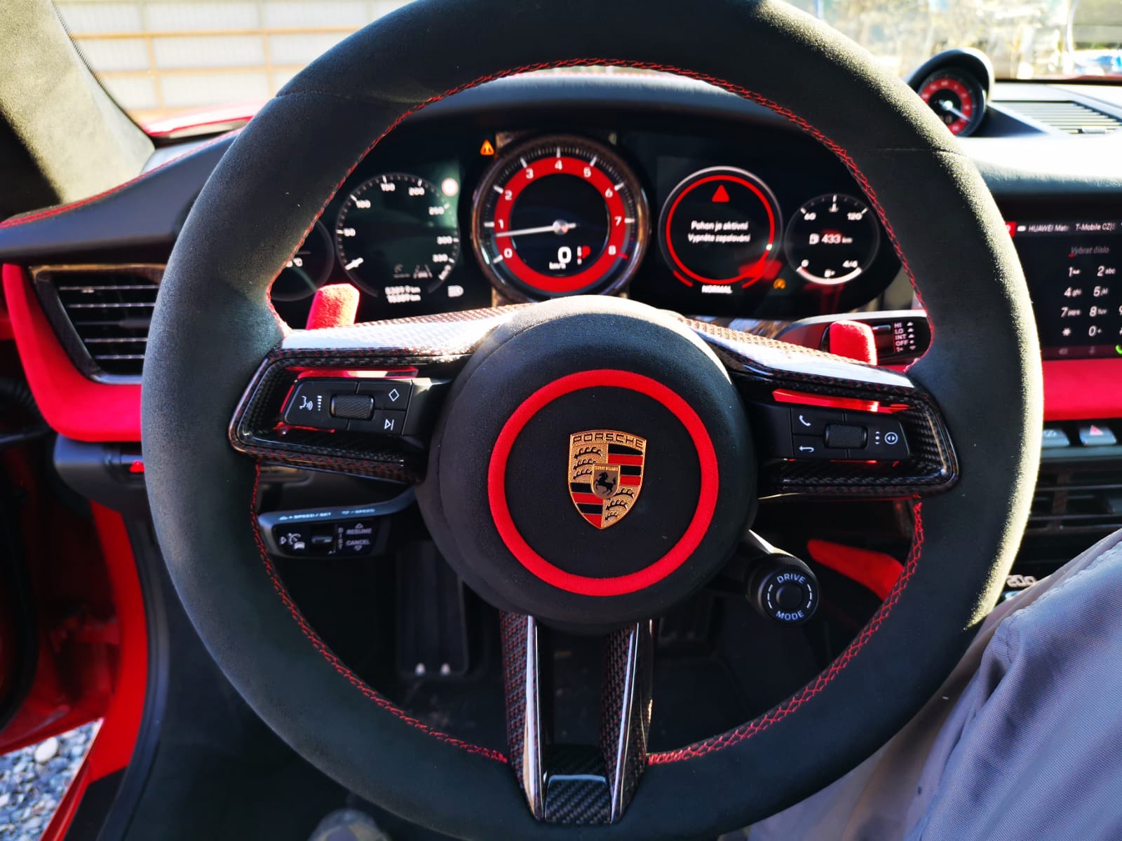 Porsche 992 - karbon
