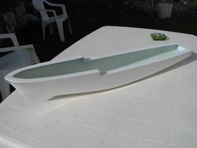 Tummler Class - Laminátový trup 