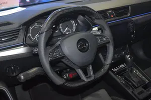 Karbonový volant Škoda Superb III - Úprava