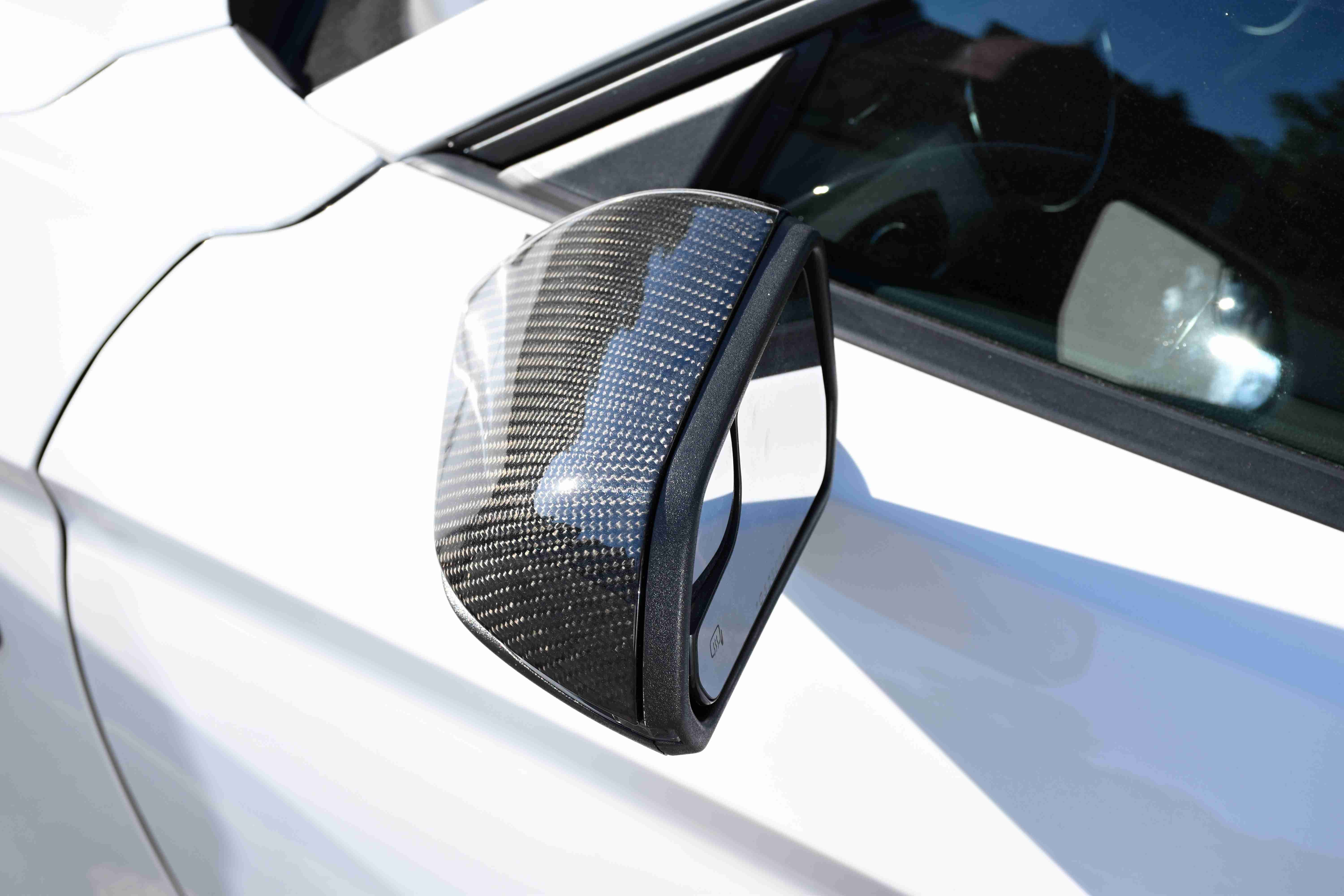 Karbonem potažené zrcátka Ford Mustang GT