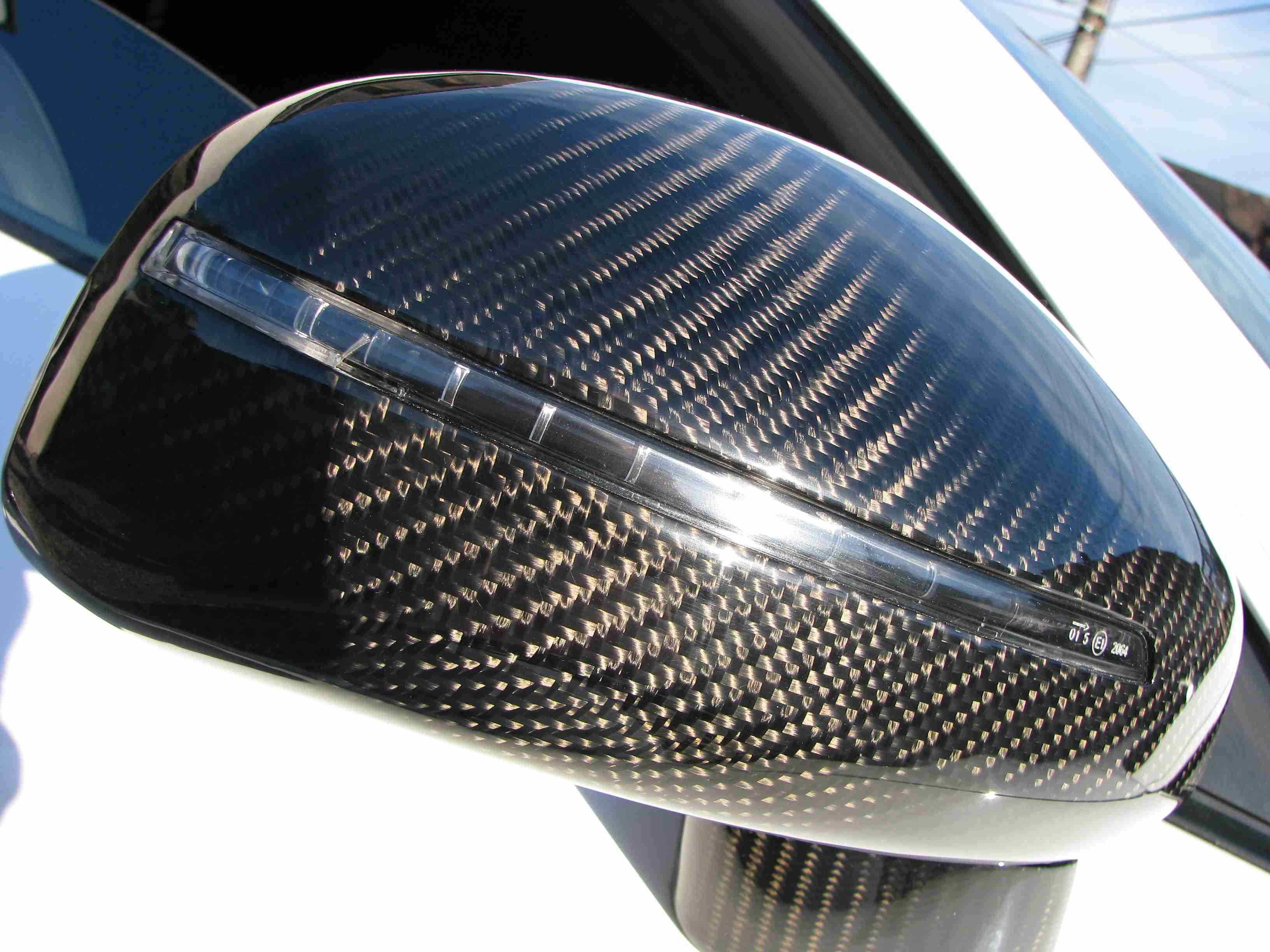 Karbonem potažené zrcátka Audi R8 