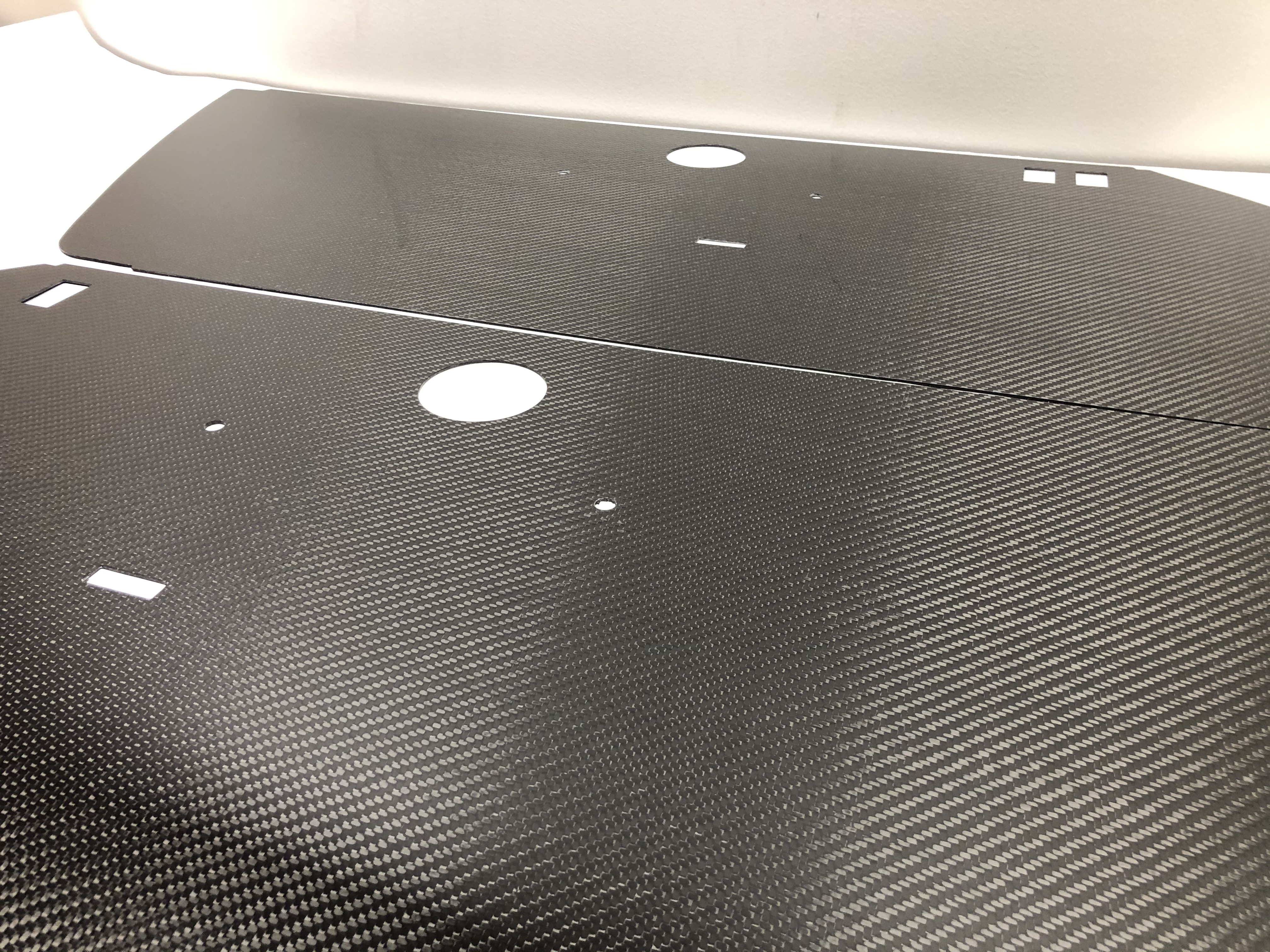 Porsche 993 - Karbonové výplně dveří 